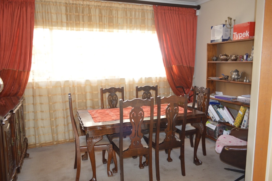 3 Bedroom Property for Sale in Flamwood North West